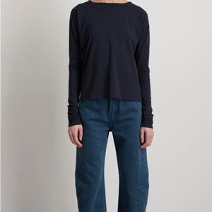 B SIDES LONG SLEEVE CREW MARINE Size XS NWT